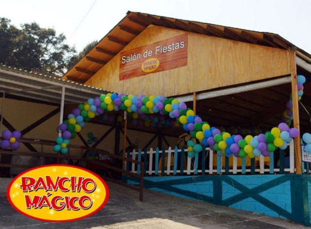  Salão de festas decorado 